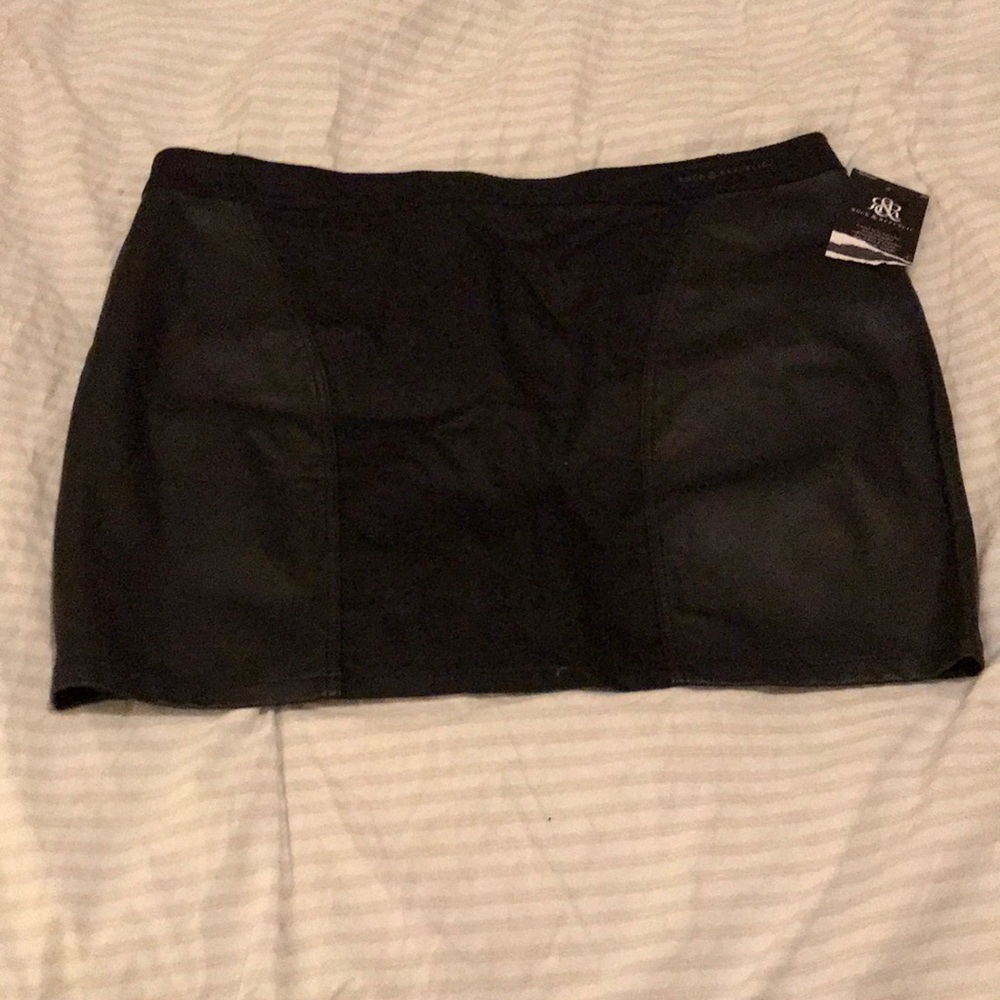 skirt with fabric and faux leather sides.